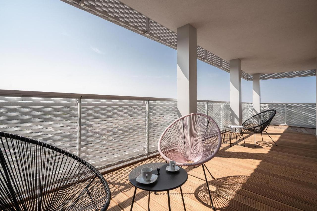 Rentplanet - Apartamenty Atal Tower Breslavia Exterior foto