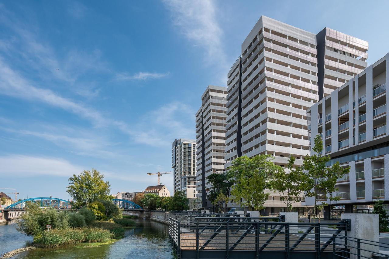 Rentplanet - Apartamenty Atal Tower Breslavia Exterior foto